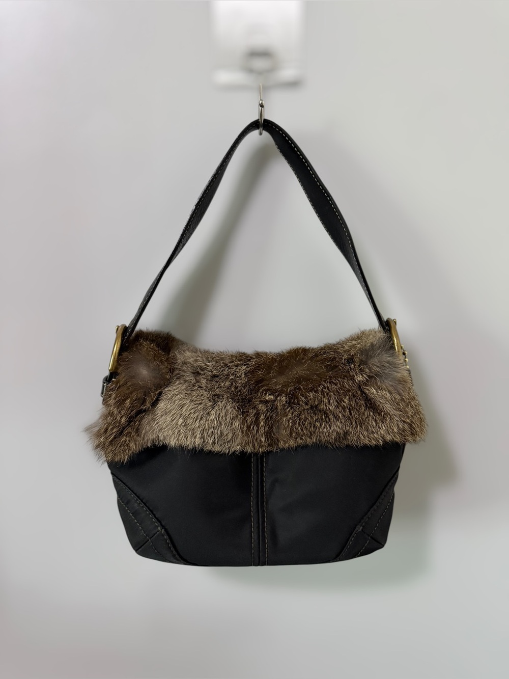 Vintage Y2K Coach Soho Fur Trim Hobo Bag Black Gold Style 9489